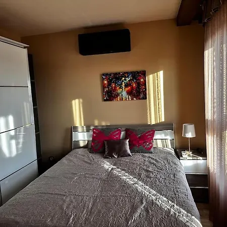 公寓 M18 - Csak Egy Lepes A Toertenelmi Belvaros - Free Parking *