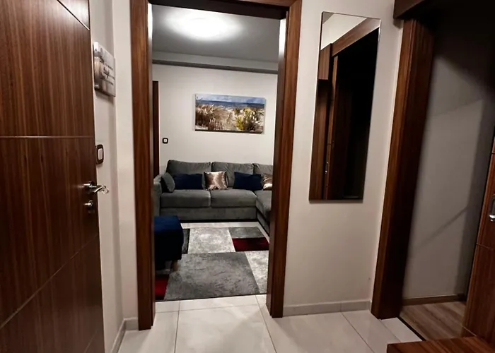 M18 - Csak Egy Lepes A Toertenelmi Belvaros - Free Parking * Pécs